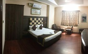 Hotel Majestic Hyderabad 3*